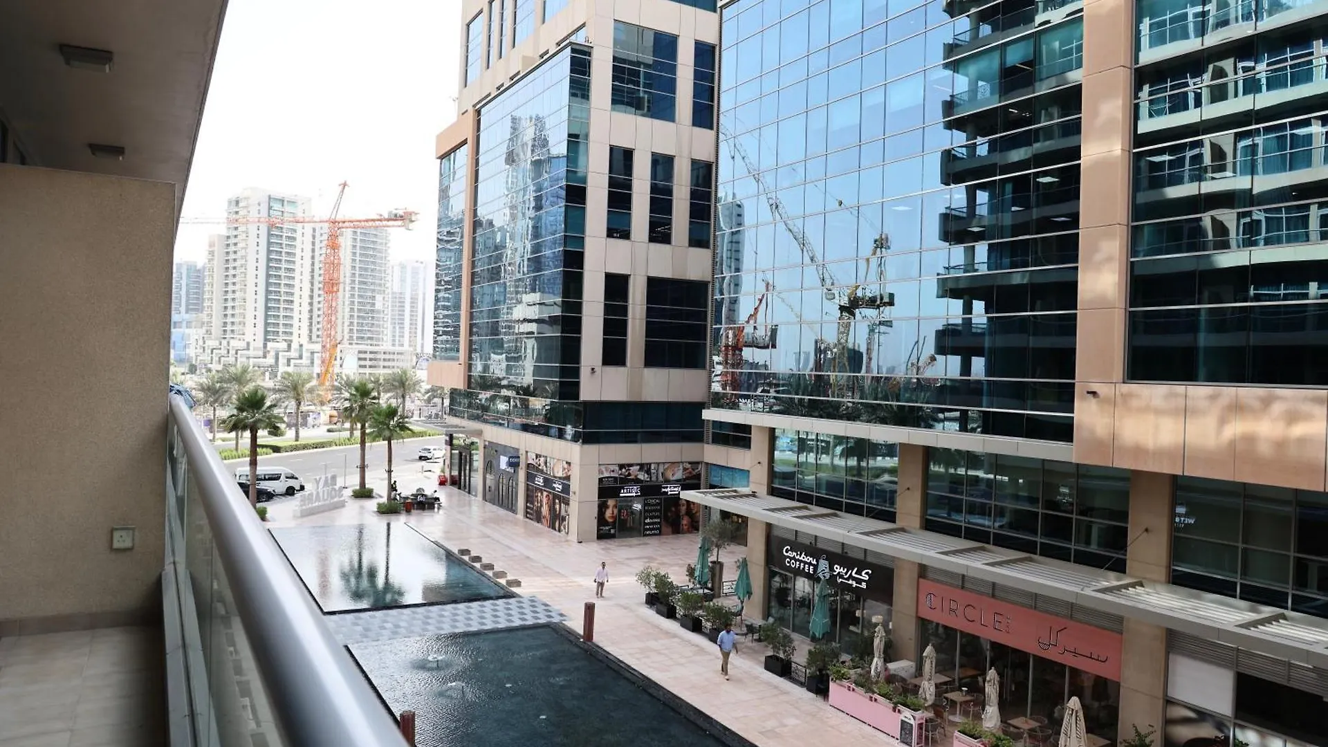 Apartment Nivis Find- Luxury 1 Bhk Nearby Dubai Mall